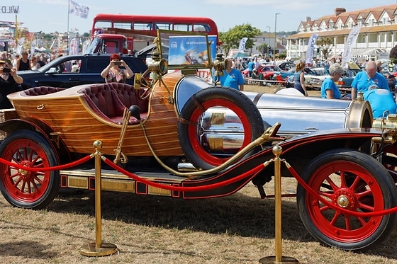 Riviera Classic Car Show