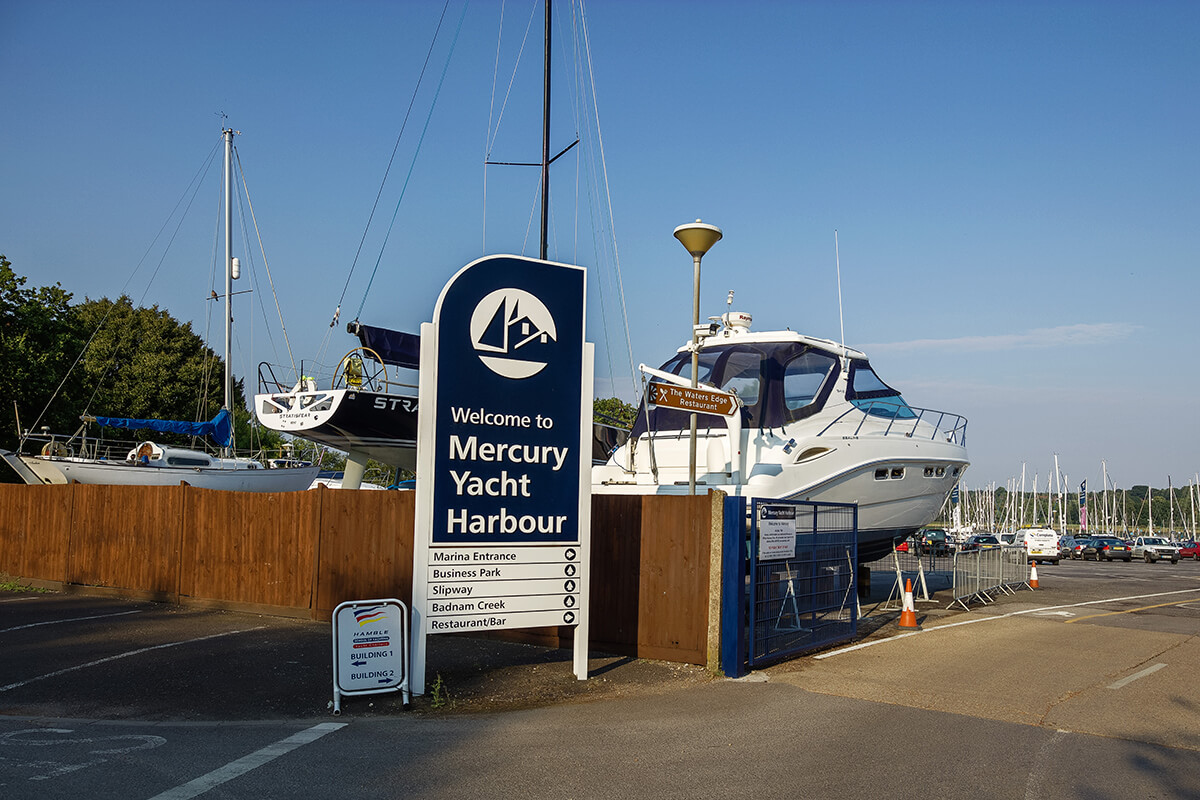 mercury yacht harbour chandlery