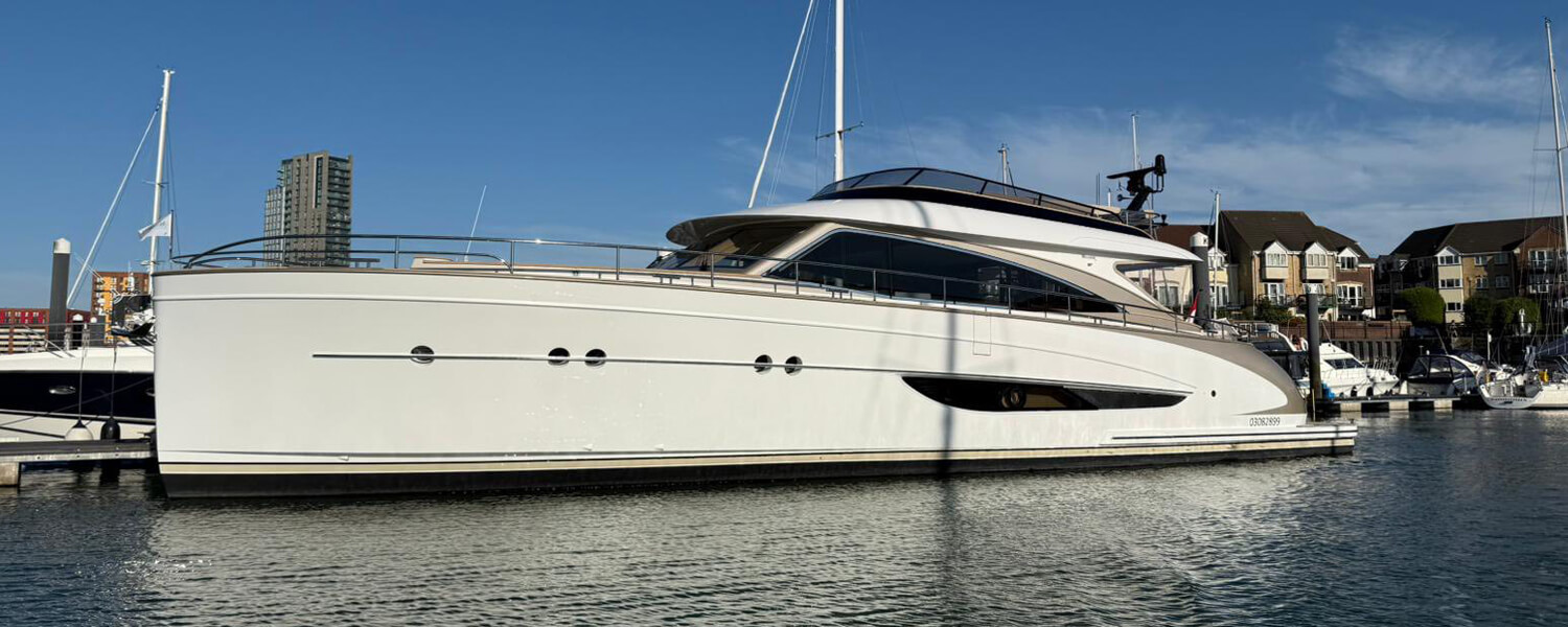 Yacht