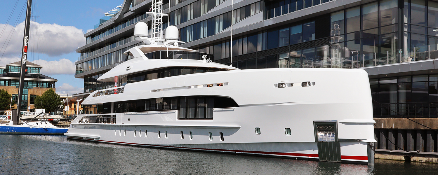 Yacht