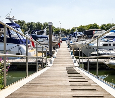 Receptionist (FTC) – Penton Hook Marina, Surrey