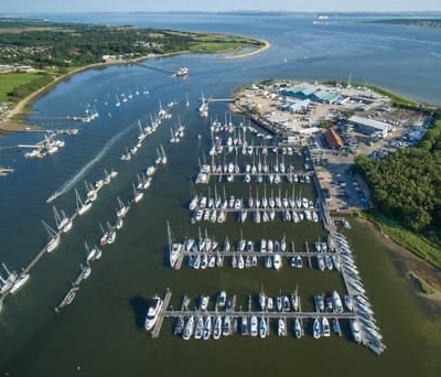 Marina Operative – Hamble Point Marina, Hamble
