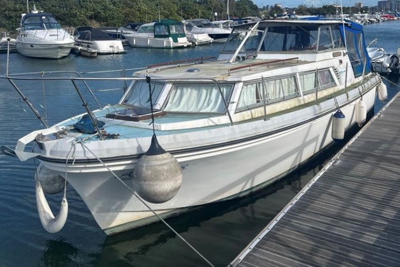 Princess 32 Motor Cruiser